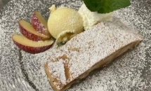 Apfelstrudel